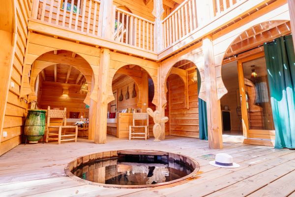 cabane riad marocain en bois local et matériaux écologiques cabane riad marocain en bois local et matériaux écologiques